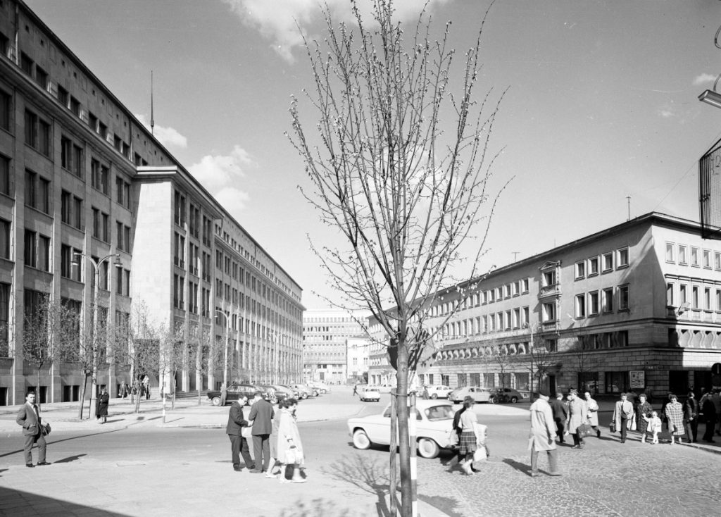 Trzecia siedziba, budynek przy ul. Mysiej 2, ok. 1960 r.