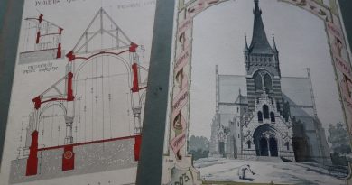 Kolekcja Cracoviana. Karta z oryginalnego projektu architektonicznego „Pomysł kościoła w Porębie Radlnej” autorstwa Jana S. Zubrzyckiego z 1903 r.
